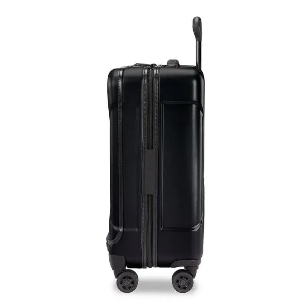 Briggs & Riley Torq International 21" Carry-On Spinner