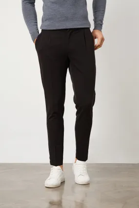 Pleat Side Adjuster Pants in Black