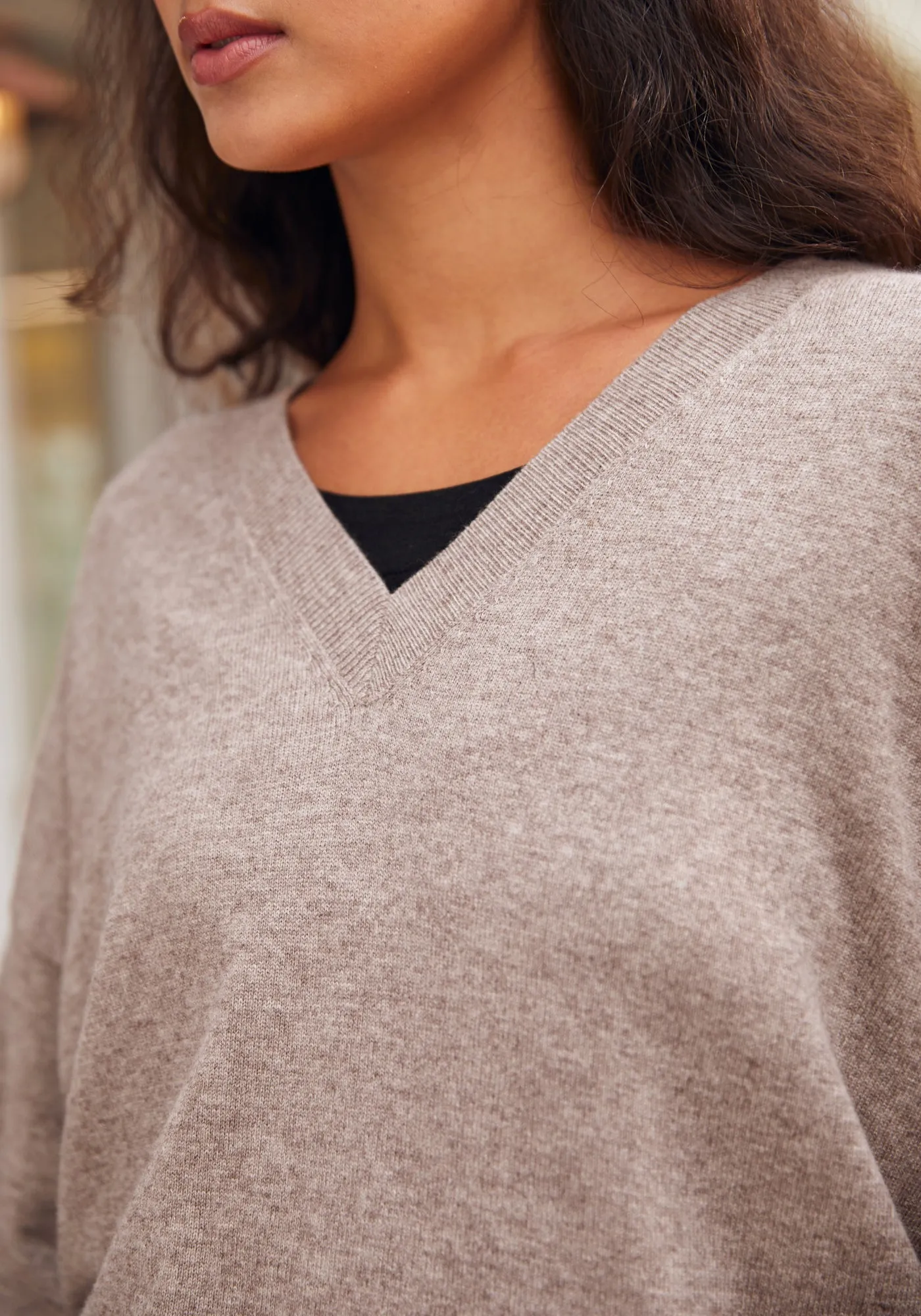 SoftBlend Cashmere V-Neck (Camel)