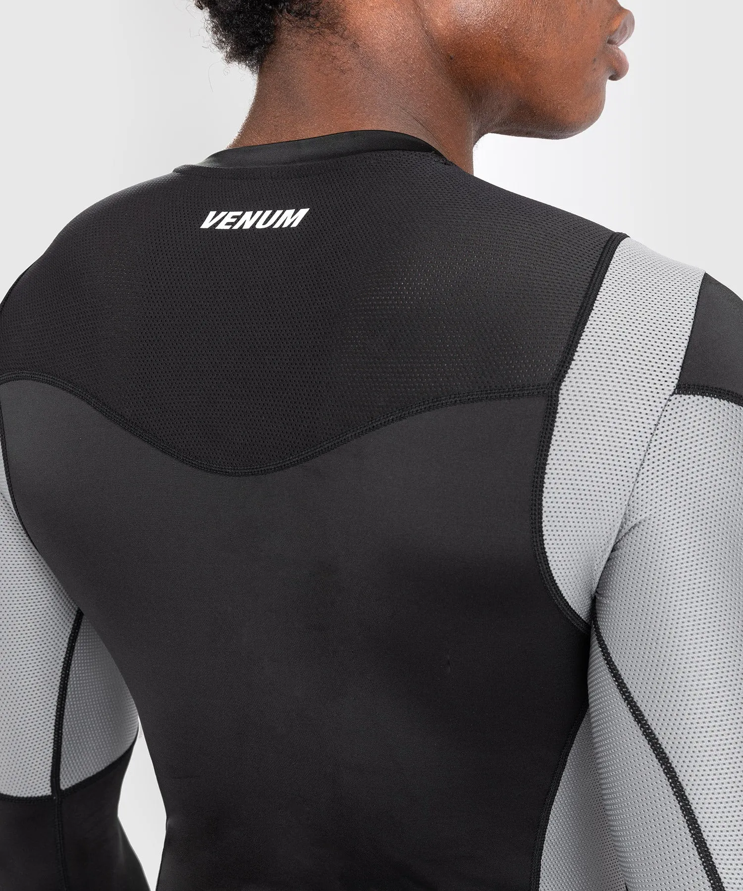 Venum Tempest Men's Long Sleeve Rashguard - Black/Grey